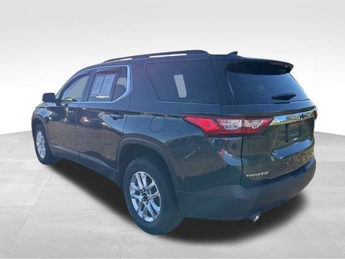 Used 2020 Chevrolet Traverse LT image 3