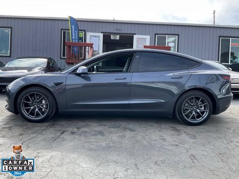 Used 2023 Tesla Model 3 Standard Range RWD image 5