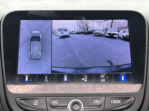 Used 2022 Chevrolet Equinox RS w/ Infotainment Package image 36