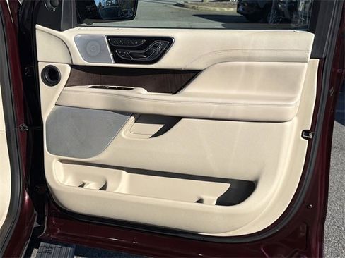 Used 2019 Lincoln Navigator L Reserve w/ Cargo Package image 14
