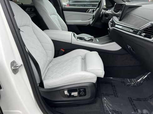 Used 2026 BMW X5 xDrive40i w/ M Sport Package image 26