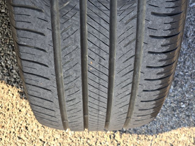 Used 2024 Ford Explorer XLT AWD/4WD image 11