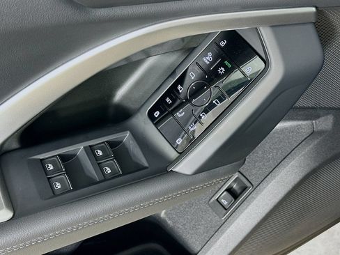 New 2026 Audi Q5 Premium Plus AWD/4WD image 17