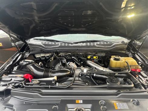 Used 2019 Ford F350 Platinum w/ Platinum Ultimate Package AWD/4WD image 24
