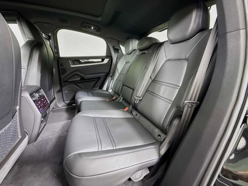 New 2026 Porsche Cayenne E-Hybrid image 24