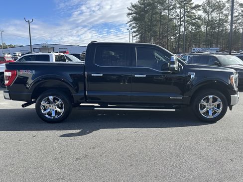 Used 2023 Ford F150 Lariat w/ Trailer Tow Package image 2