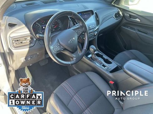 Used 2022 Chevrolet Equinox RS w/ Infotainment Package image 16