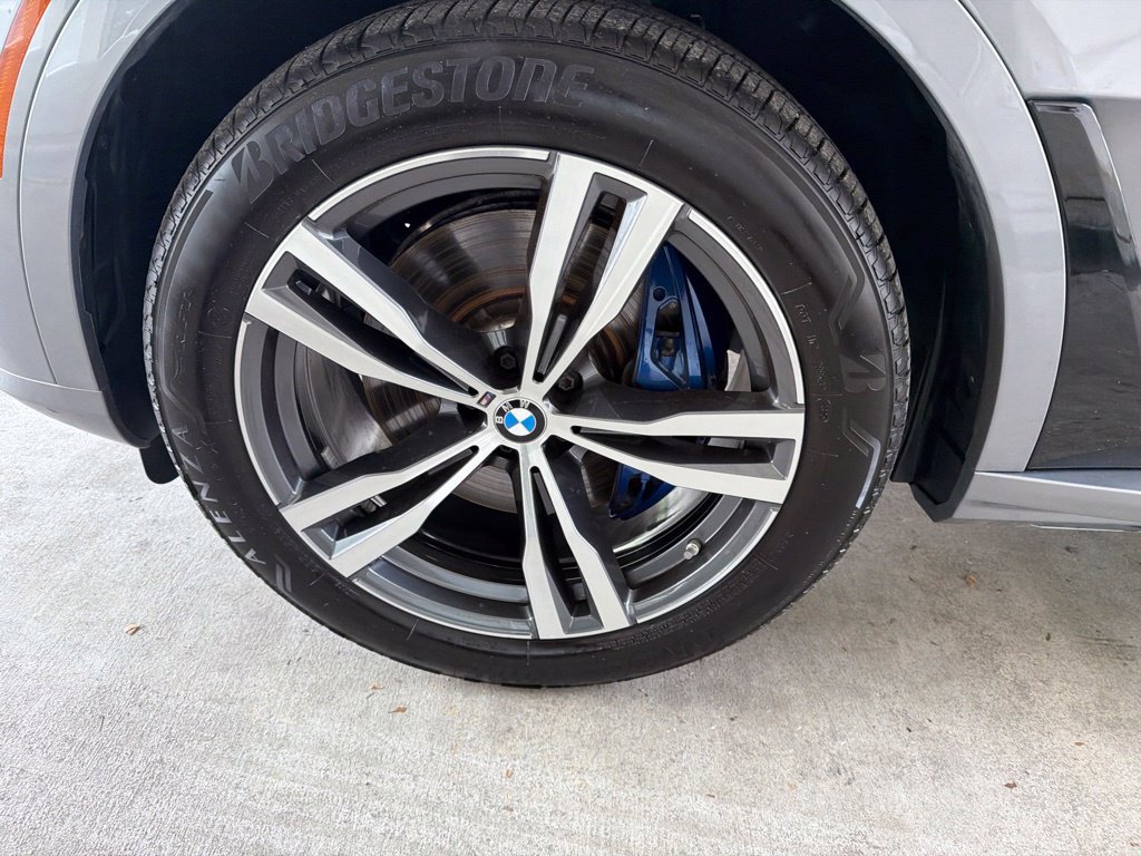 Used 2026 BMW X7 xDrive40i AWD/4WD image 17