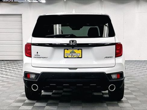 Used 2025 Honda Passport EX-L image 5