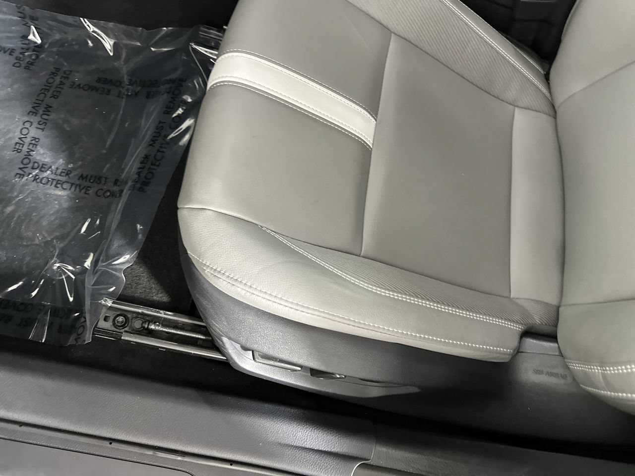 Used 2025 Toyota Camry SE w/ Multimedia Upgrade Package FWD image 4
