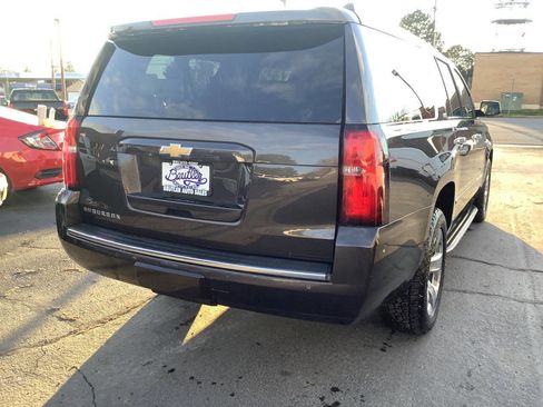 Used 2015 Chevrolet Suburban LTZ image 8