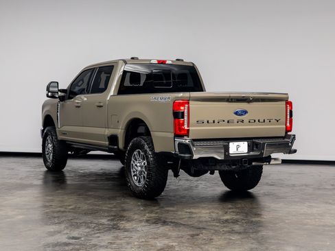 Used 2026 Ford F250 Lariat w/ Tremor Off-Road Package AWD/4WD image 17