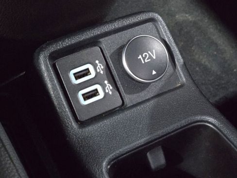 Used 2019 Ford Transit Connect XLT image 30