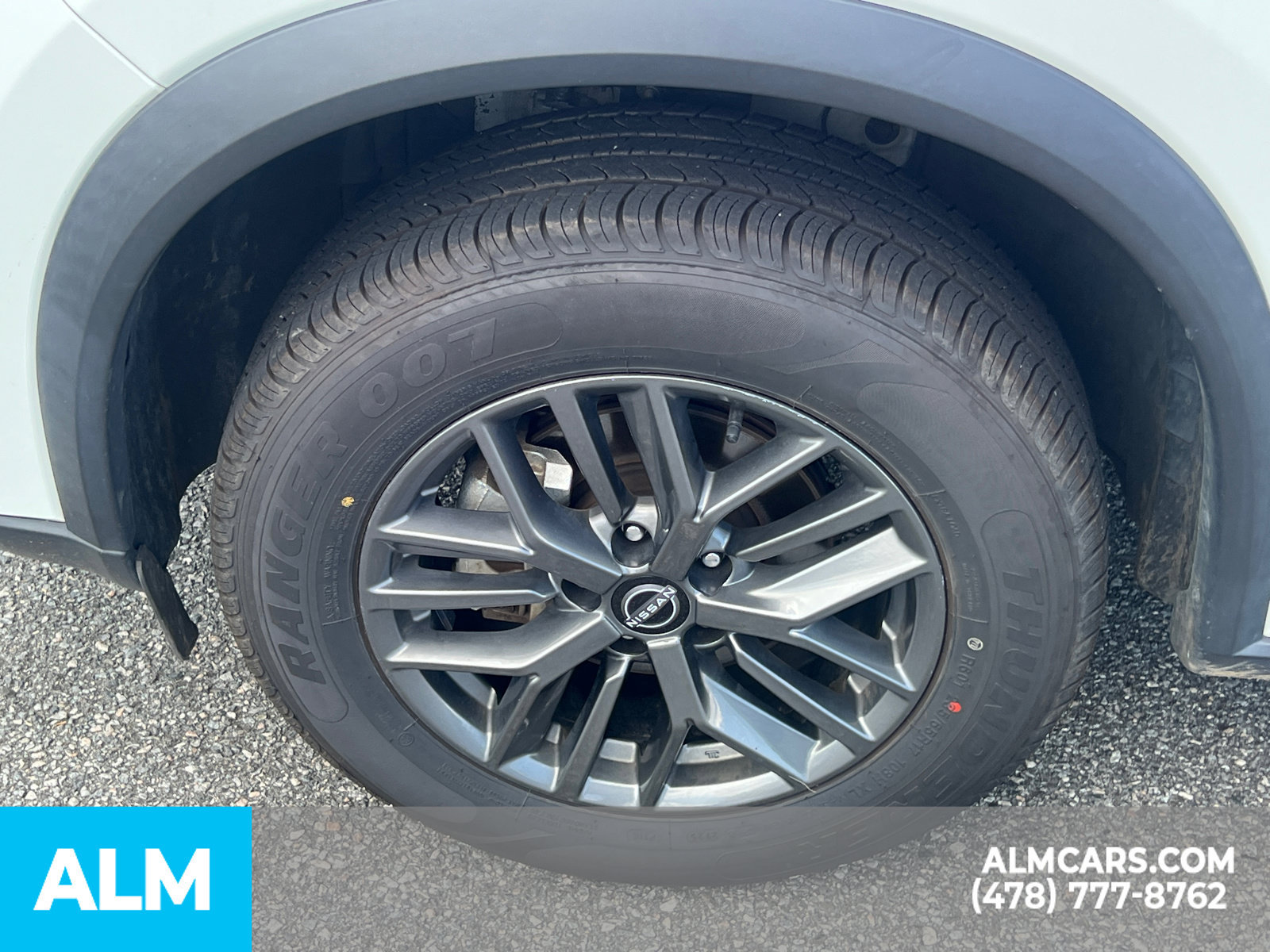 Used 2024 Nissan Rogue S FWD image 12