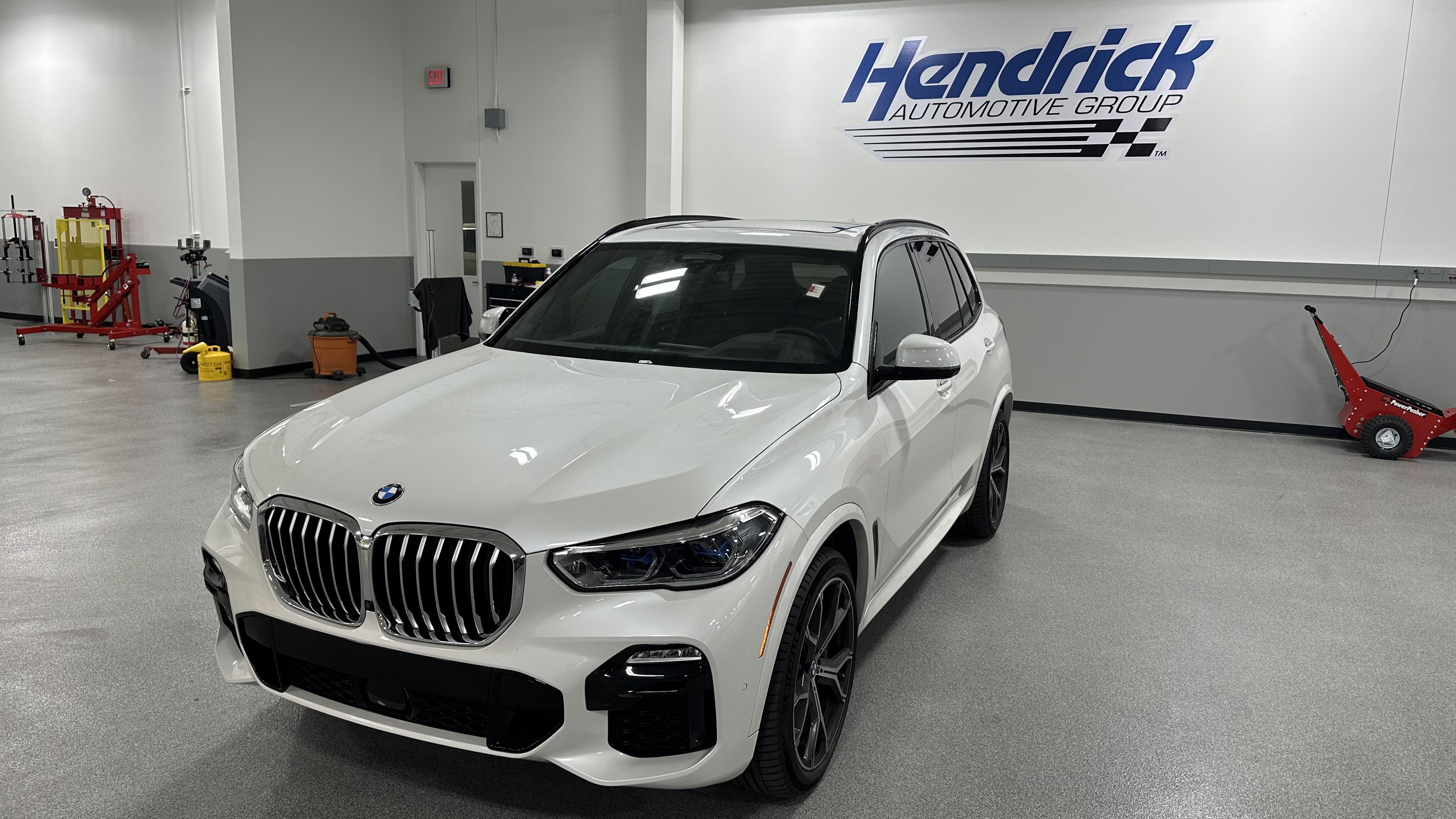 Used 2020 BMW X5 xDrive40i w/ M Sport Package AWD/4WD image 5