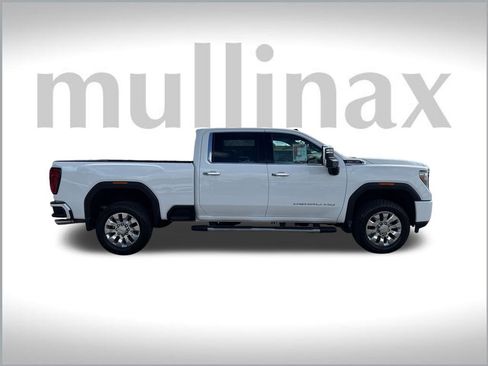 Used 2022 GMC Sierra 2500 Denali w/ Denali Ultimate Package image 2