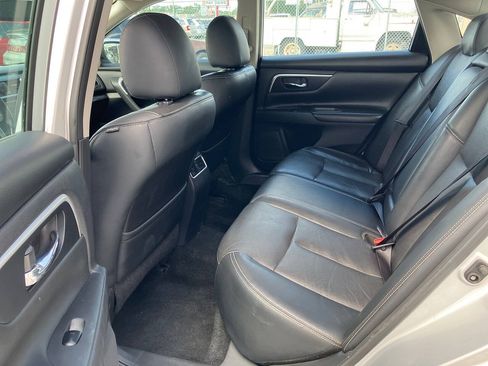 Used 2018 Nissan Altima 2.5 SL FWD image 4