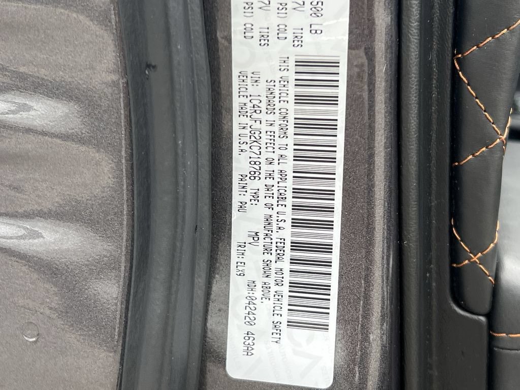 Used 2019 Jeep Grand Cherokee Summit AWD/4WD image 33