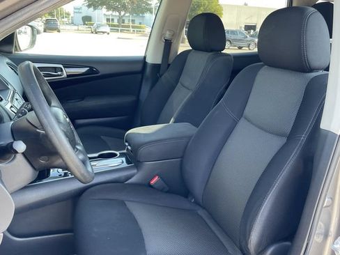 Used 2017 Nissan Pathfinder S FWD image 23
