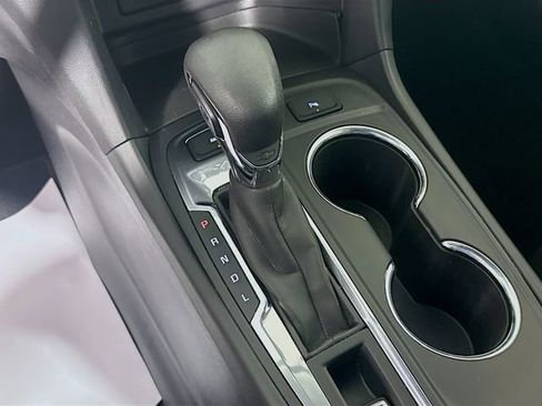 Used 2023 Chevrolet Equinox LT AWD/4WD image 18