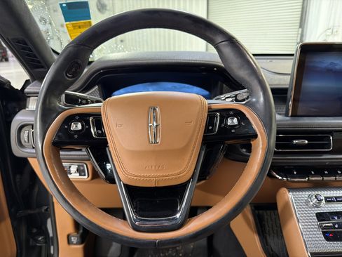 Used 2020 Lincoln Aviator Black Label w/ Dynamic Handling Package image 17