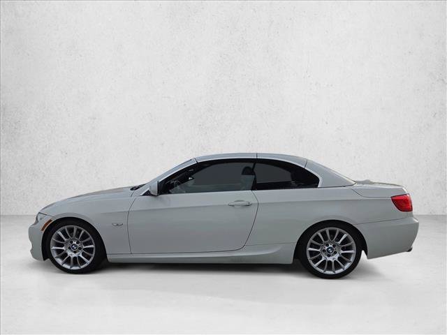 Used 2011 BMW 328i Convertible RWD image 9