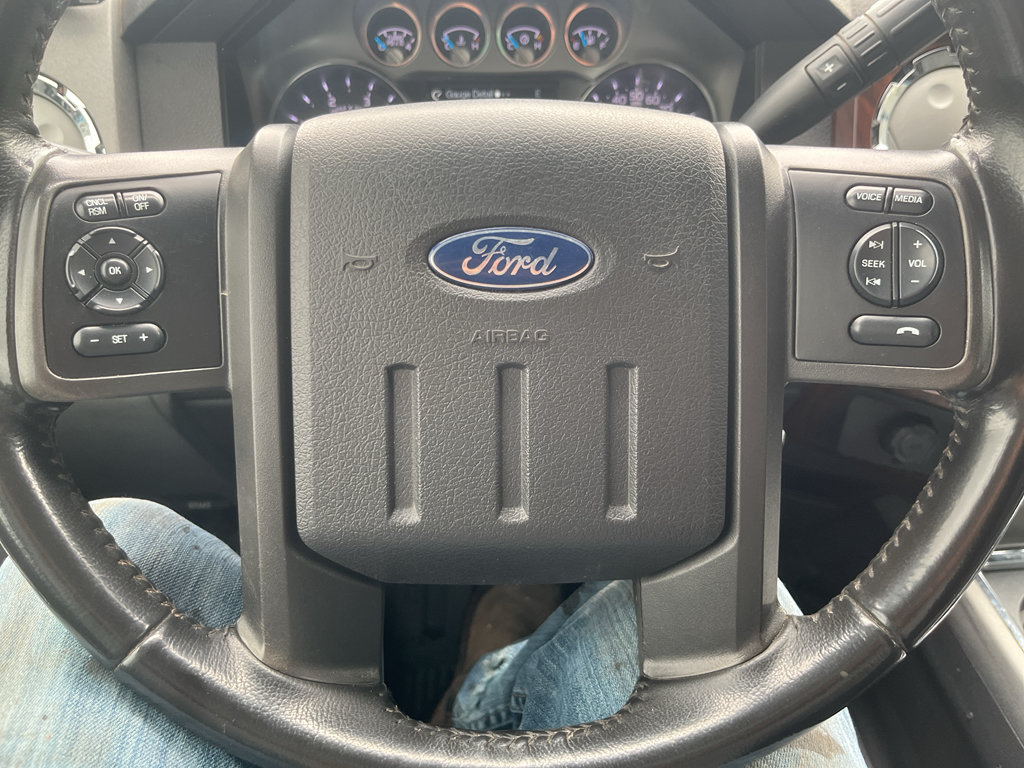 Used 2011 Ford F350 Lariat w/ Lariat Ultimate Pkg AWD/4WD image 21
