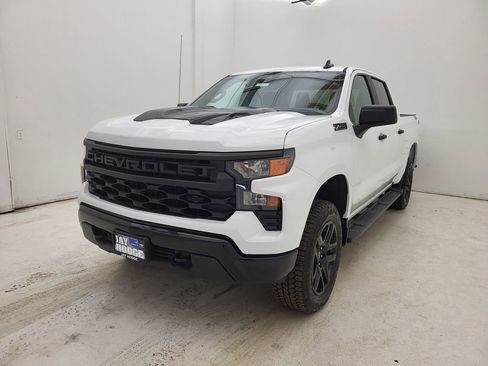 New 2026 Chevrolet Silverado 1500 Custom Trail Boss w/ Dark Appearance Package image 18