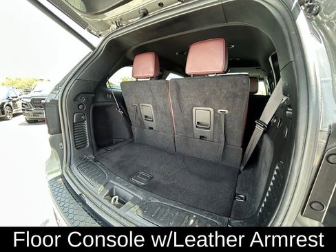 Used 2024 Dodge Durango GT RWD image 46