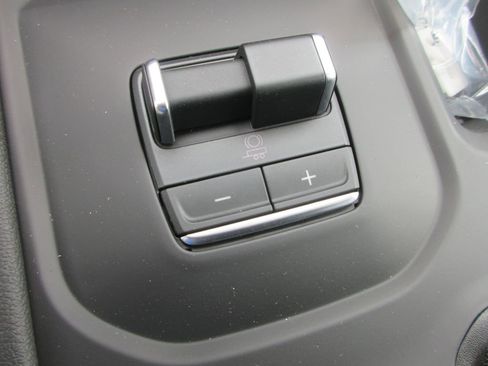 New 2026 GMC Sierra 2500 AT4 w/ AT4 Premium Plus Package AWD/4WD image 20