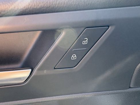 Used 2023 Volkswagen Jetta SE FWD image 26