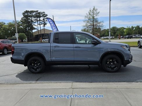 New 2026 Honda Ridgeline Black Edition image 6