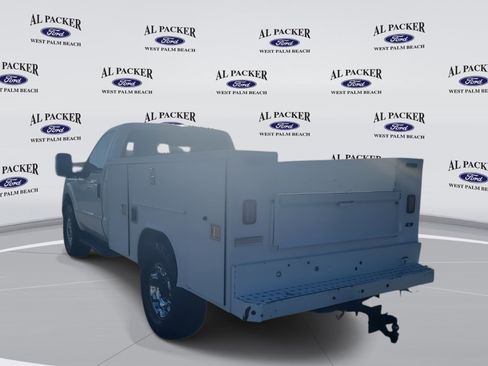 Used 2015 Ford F250 XL image 3