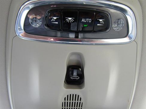 Used 2018 Volvo XC90 T5 Momentum w/ Convenience Package image 31