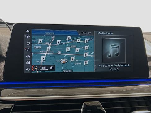 Used 2018 BMW 530e image 9