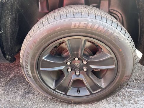 Used 2023 RAM 1500 Big Horn AWD/4WD image 5