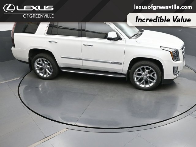 Used 2020 Cadillac Escalade Premium Luxury AWD/4WD image 24