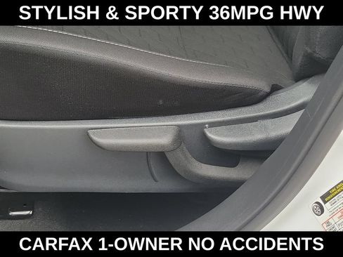 Used 2024 Nissan Kicks SV FWD image 15