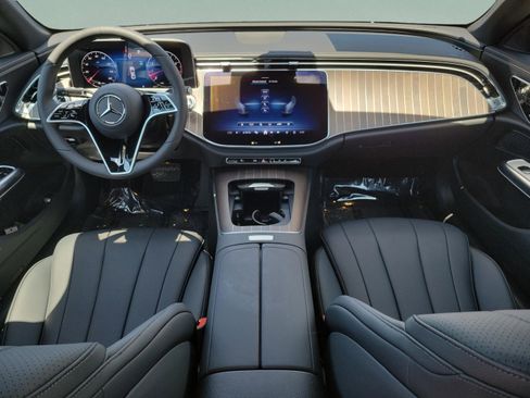New 2026 Mercedes-Benz E 350 4MATIC Sedan image 12