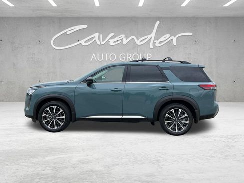 New 2026 Nissan Pathfinder Platinum FWD image 14