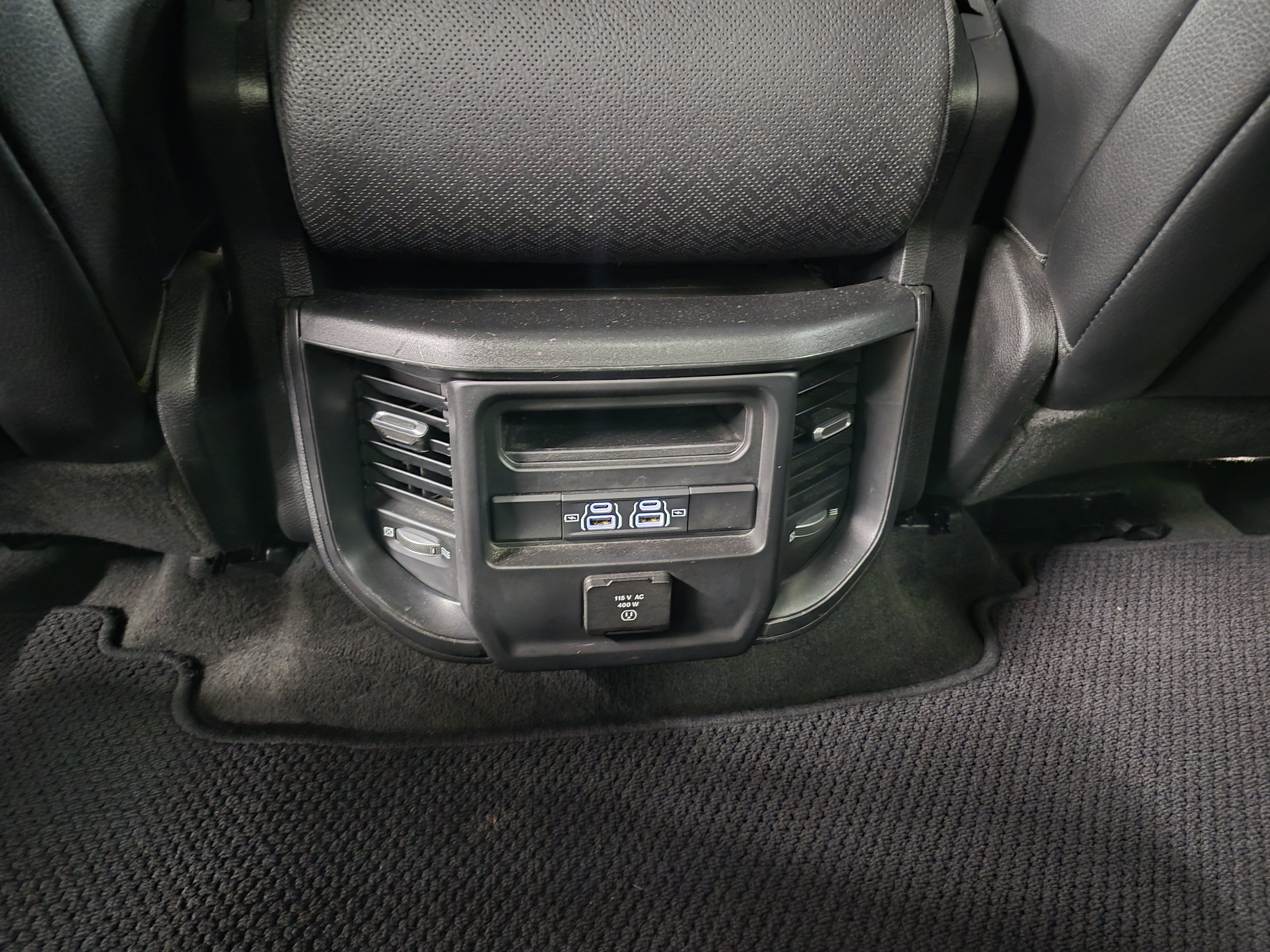 Used 2023 RAM 1500 Laramie AWD/4WD image 16