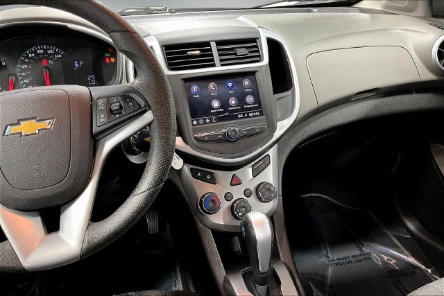 Used 2020 Chevrolet Sonic LT FWD image 10