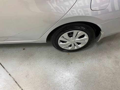 Used 2025 Nissan Versa S w/ Trunk Package FWD image 12