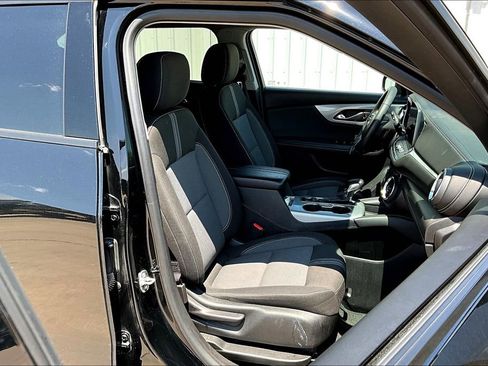 Used 2023 Chevrolet Blazer LT image 10