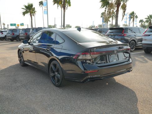 Used 2023 Honda Accord Sport image 14