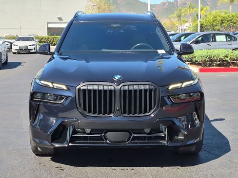 Used 2024 BMW X7 xDrive40i w/ Executive Package AWD/4WD image 3