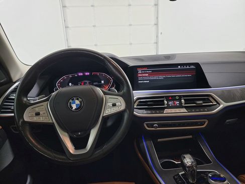 Used 2019 BMW X7 xDrive50i w/ Premium Package AWD/4WD image 12