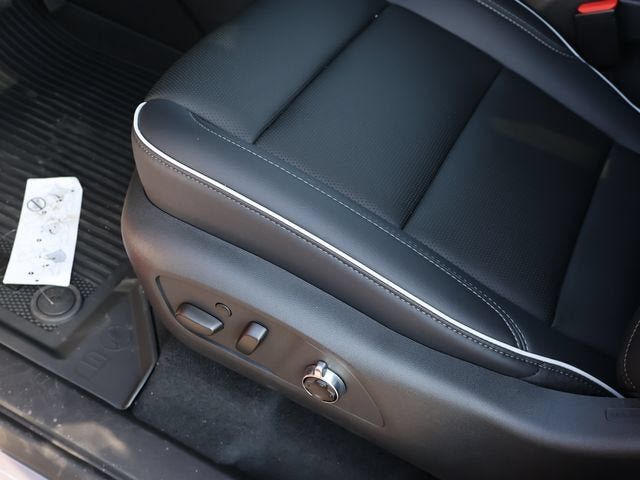 New 2026 Buick Enclave Avenir w/ Super Cruise Package AWD/4WD image 25