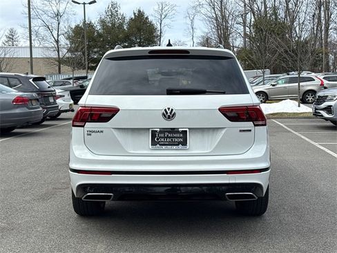 Certified 2021 Volkswagen Tiguan SE R-Line w/ 3rd Row Seat Package image 5