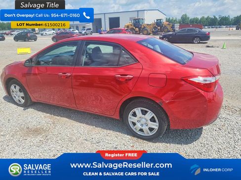 Used 2015 Toyota Corolla LE FWD image 3